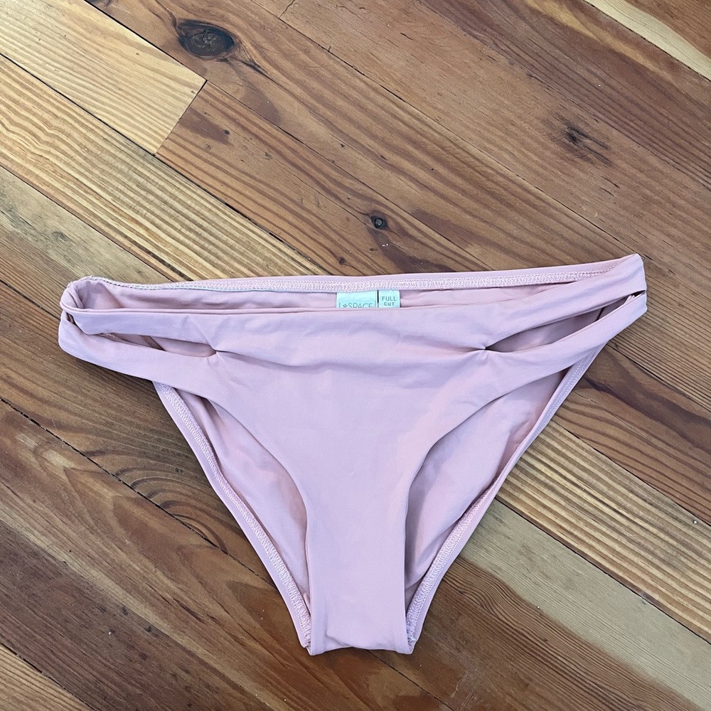 L space bikini bottoms